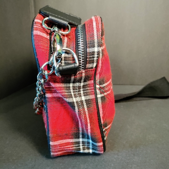 A RED PLAID PURSE⭐ - Picture 6 of 10